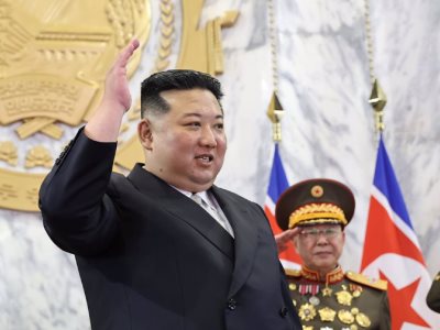 Kim Jong-un supervisa simulacro de "contraataque nuclear"