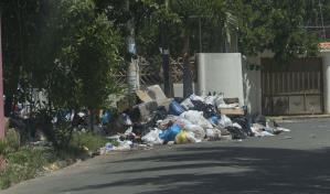 Manuel Jiménez se despide con basura en algunas zonas de Santo Domingo Este
