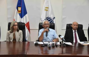 Ministerio de Educación asegura que la ADP pone en riesgo el cierre de año escolar con huelga
