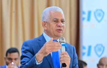 Presidente del Senado promete impulsar reforma Constitucional para unir elecciones