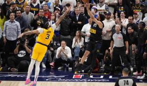 Murray clava una daga en la chicharra para coronar remontada de Nuggets y vencer 101-99 a Lakers