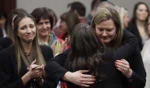 Gobierno de EEUU pagará casi 139 millones por fallas del FBI en caso de Larry Nassar