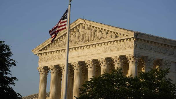 Corte Suprema de EEUU sopesa permitir abortos de emergencia en estados con prohibiciones