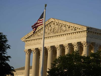 Corte Suprema sopesa abortos de emergencia ante prohibiciones