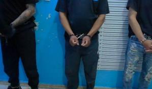 Autoridades dominicanas entregan a Puerto Rico tres acusados de cometer una masacre en ese pa&iacute;s