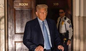 Trump amenazado de desacato en su juicio penal