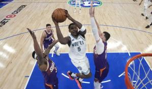 Wolves toman ventaja de 2-0, tras doblegar a Suns con gran actuación de McDaniels