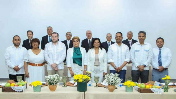 Colegio de Odontólogos anuncia la creación de su Consejo de Pasados Presidentes