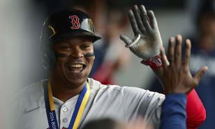 Rafael Devers busca tener en Boston dos campañas consecutivas de 30 o más jonrones