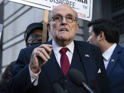 Prohibición a Rudy Giuliani en WABC Radio