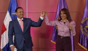 Abel Martínez explica programas Chichí Seguro y Deuda Cero