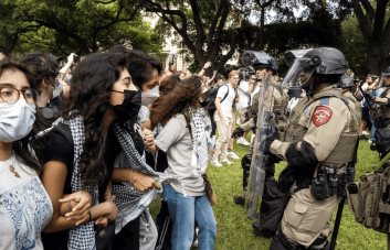 Desestiman cargos contra 57 detenidos en protesta propalestina en Universidad de Texas