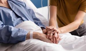 Retención de pacientes por falta de pago, práctica ilegal pero habitual en el país