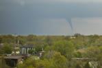 Tornados en el Medio Oeste de EE. UU. causan graves daños en los suburbios de Nebraska
