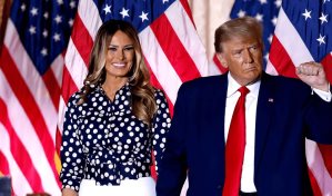 Trump felicita a Melania por su cumpleaños mientras es juzgado por affaire con actriz porno