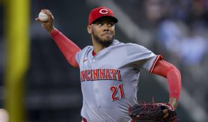 Greene maniata a Rangers y Rojos vencen