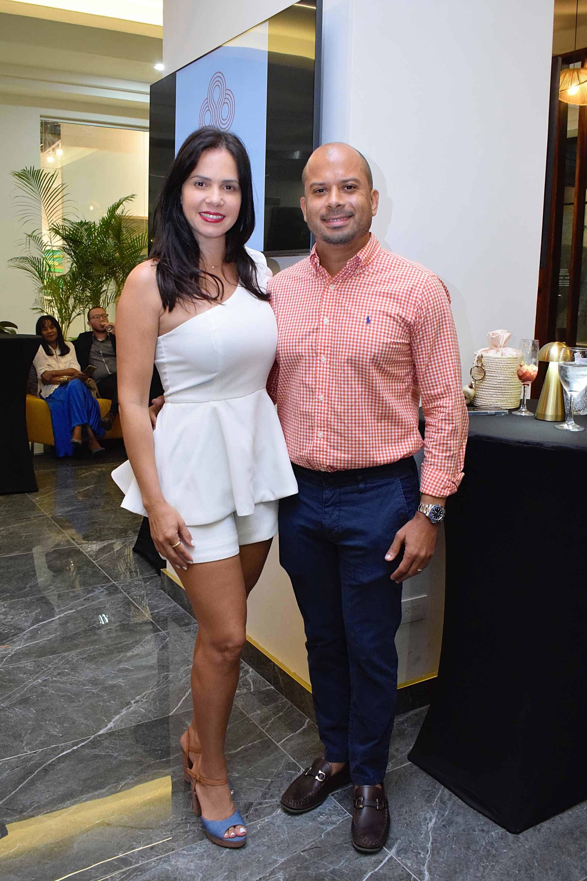 Judith Pen~a Reynoso y José Reynoso.