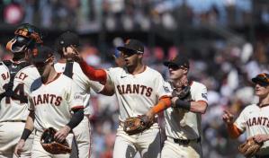 Estrada y Yastrzemski conectan jonrones y los Gigantes vencen a los Piratas