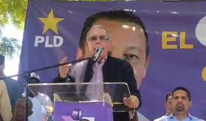 Danilo insta a destruir carpas instaladas frente a recintos electorales