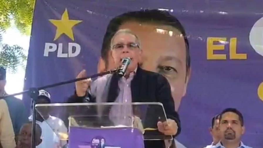 Danilo insta a destruir carpas instaladas frente a recintos electorales