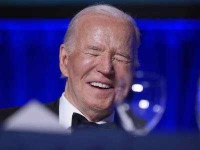 Joe Biden provoca algunas risas a expensas de Trump
