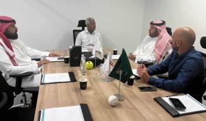 Dominicana se ofrece colaborar en béisbol y softbol a una Arabia Saudí que irrumpe en el deporte