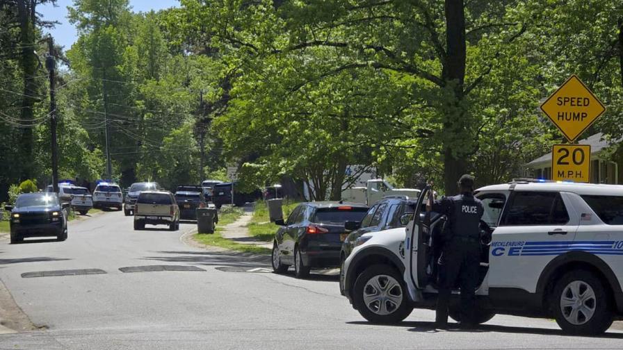 Delincuente mata a tres policías y hiere a cinco que lo fueron a apresar en Carolina del Norte