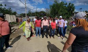 Moradores del barrio Mukai en Dajabón reclaman asfaltado de calles