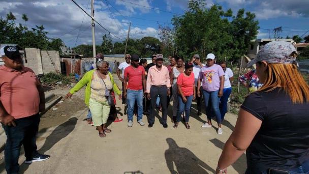 Dajabón: moradores del barrio Mukai reclaman asfalto de calles