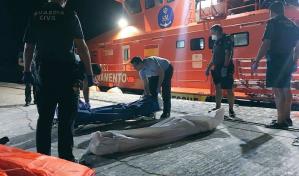 Unos 50 migrantes desaparecidos y 9 supervivientes al hundirse un cayuco rumbo a Canarias