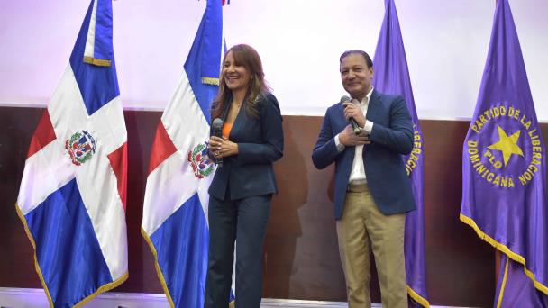 Abel Martínez y Zoraima Cuello presentan en Santiago propuestas de gobierno para mejorar el empleo