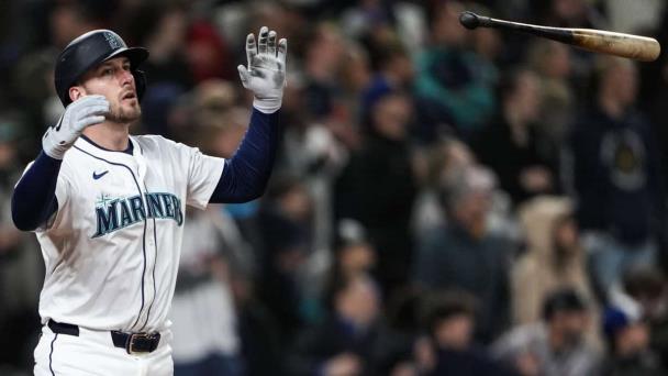 Marineros dejan tendidos a los Bravos con jonrón en la novena de Mitch Garver
