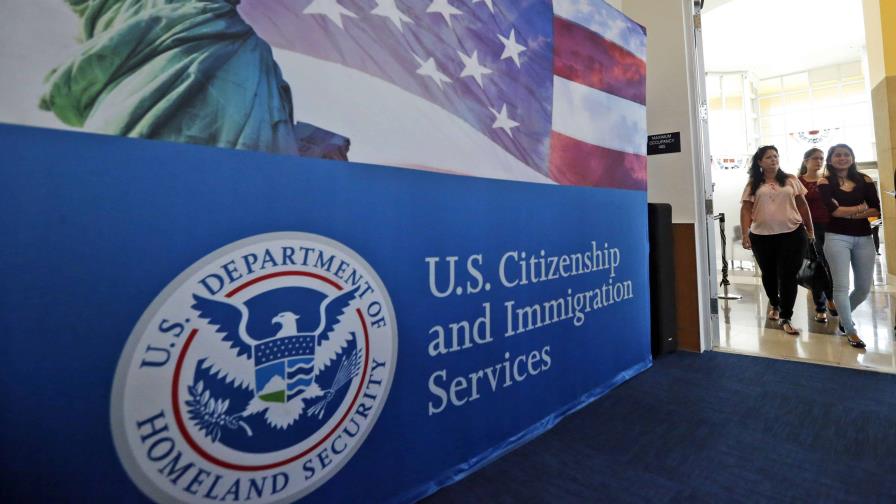 Disminuye participación en sorteo de visas de trabajo para extranjeros calificados en EE.UU.