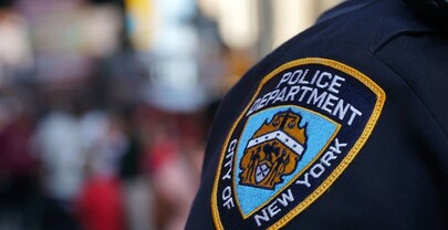 Polic&iacute;as de Nueva York buscan informaci&oacute;n para ICE mediante matr&iacute;culas, seg&uacute;n informe