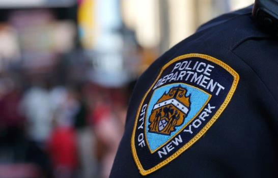 Arrestan a polic&iacute;a de Nueva York acusado de violar a una familiar menor de edad