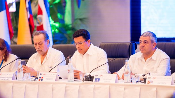 Cuba muestra interés de estrechar relaciones con República Dominicana en materia de turismo