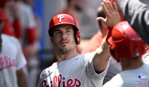 Sencillo de Schwarber impulsa 2, en victoria de Filis ante Angelinos