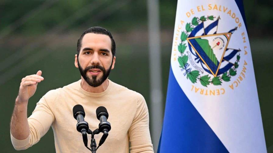 El presidente de El Salvador, Nayib Bukele, dice que hubo fraude electoral en Venezuela