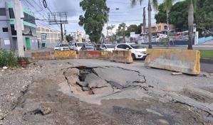 Hundimiento afecta tramo de la prolongación avenida 27 de Febrero