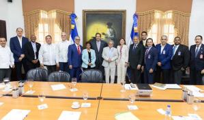 Vicepresidenta recibe a comisión del CMD y avanzan detalles para la firma de un gran acuerdo