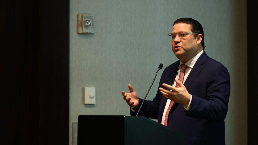 Sanz Lovatón: No es momento de desviarse en aspiraciones políticas Sanz Lovatón: No es momento de desviarse en aspiraciones políticas