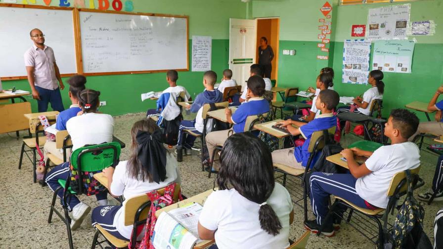 Crece 52 % la matrícula haitiana en escuelas fronterizas y decrece la criolla