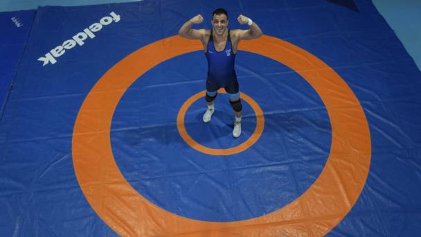 Un venezolano y dos cubanos en el equipo de refugiados para los Juegos París 2024