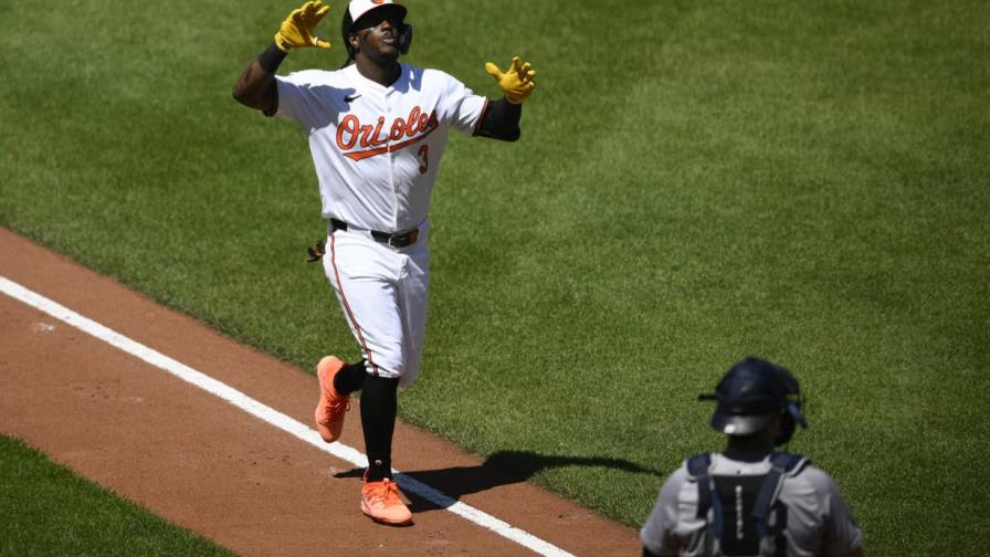 Jorge Mateo jonronea y Orioles someten 7-2 a Yanquis para llevarse la serie