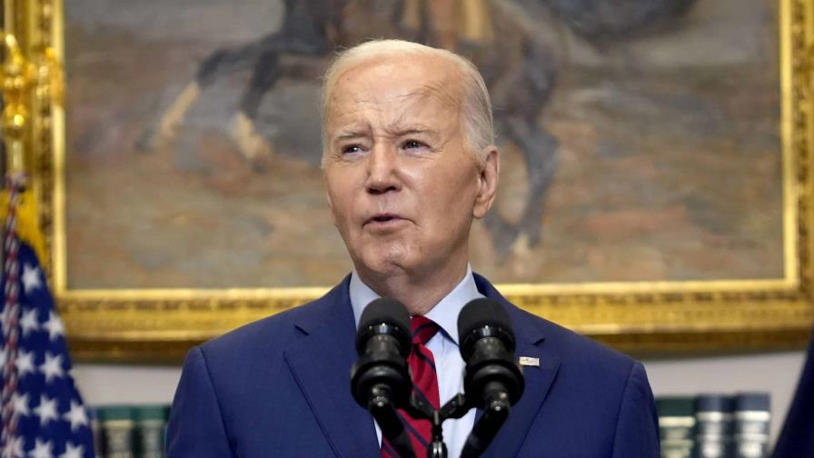 Biden dice que el orden debe prevalecer ante protestas estudiantiles por Gaza