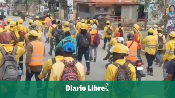 Paralización de trabajos en monorriel de Santiago