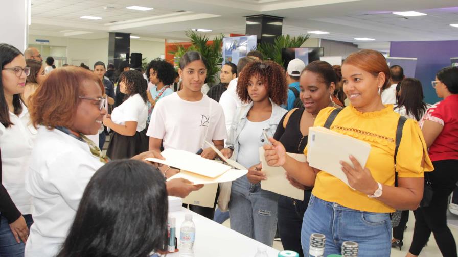 La Pucmm realizará este viernes su tercera Feria de Empleos con más de 40 empresas La Pucmm realizará este viernes su tercera Feria de Empleos con más de 40 empresas