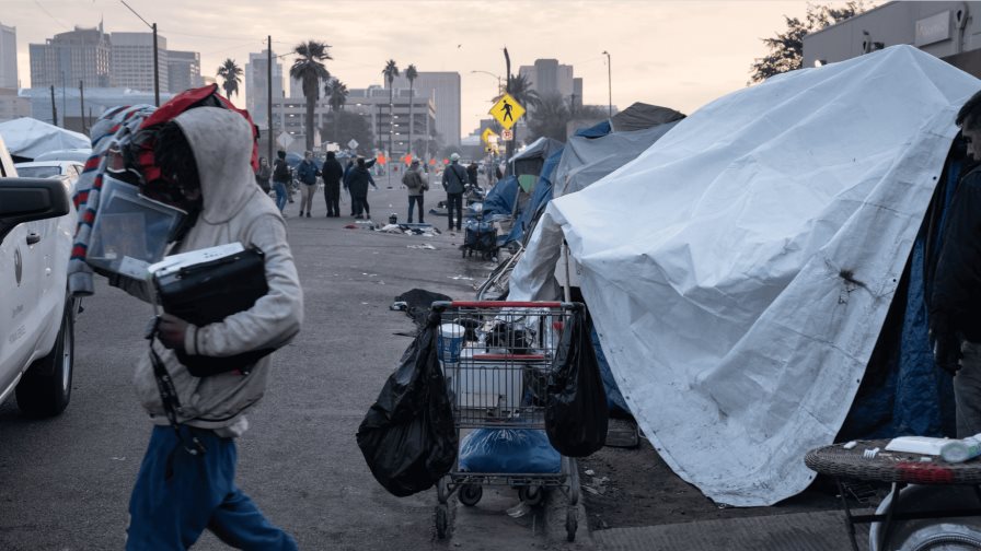 Arizona atraviesa dramática crisis habitacional, con 3,000 desahucios al mes