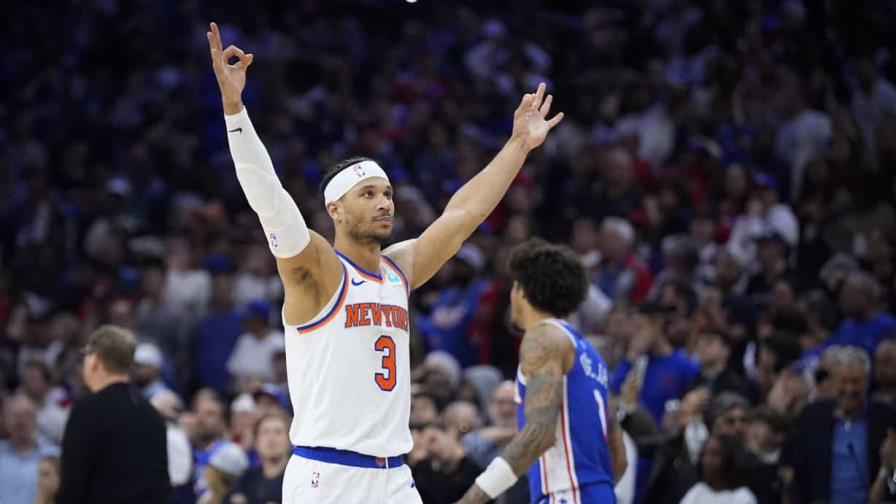 Knicks avanzan a semifinales del Este; tras superar a 76ers