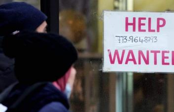 El desempleo en EE. UU. subió al 3.9 % en abril y se crean 175.000 puestos de trabajo